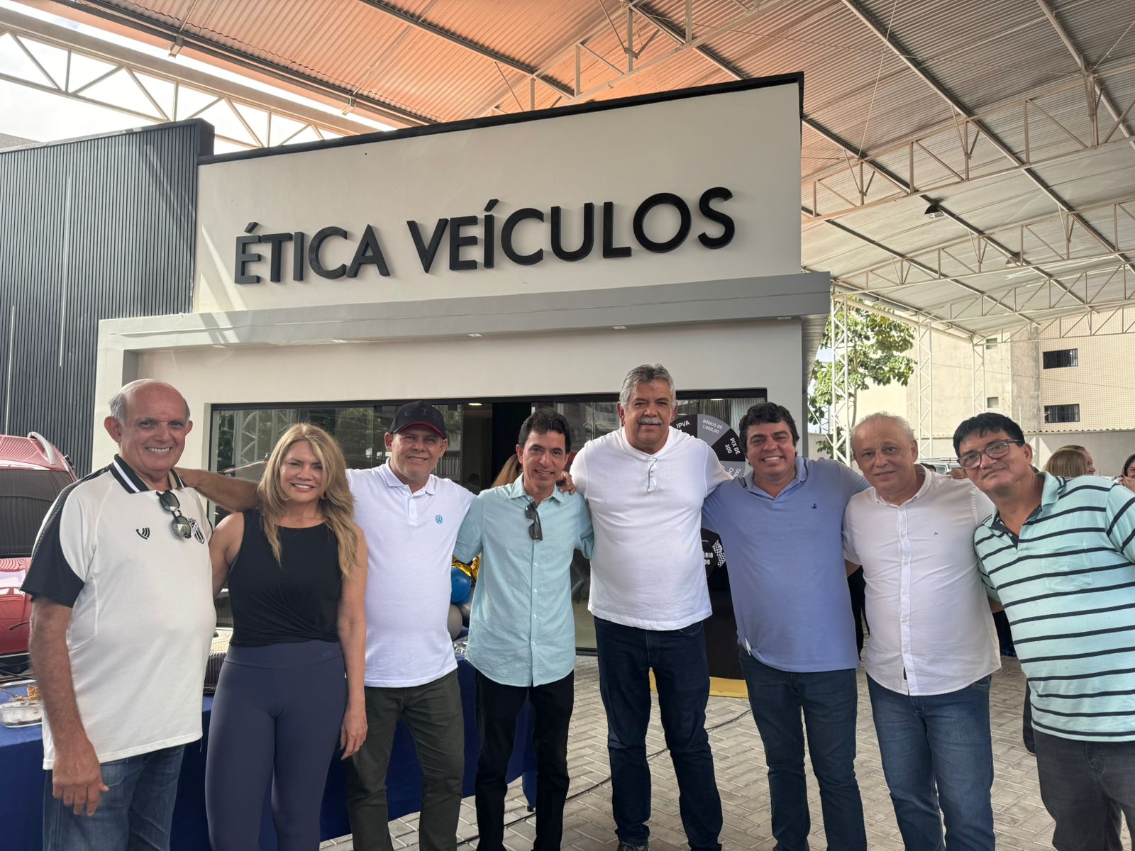 SINDCON-CE MARCA PRESENÇA NA REINAUGURAÇÃO DA LOJA MATRIZ DA ÉTICA VEÍCULOS